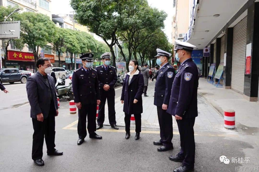 【新春走基层】蒙爱杏到市交警大队城区中队开展“中国人民警察节”暨新春走访慰问活动